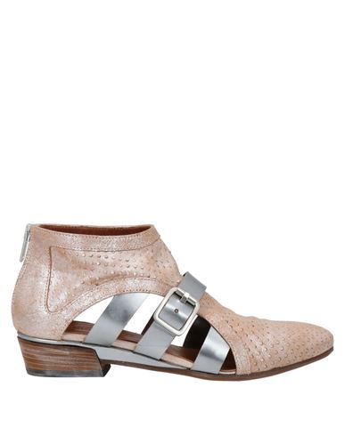 Полусапоги и высокие ботинки