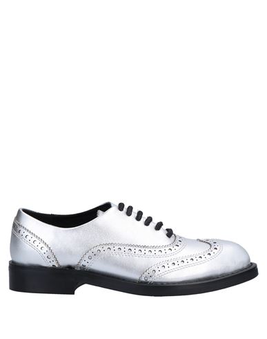 Обувь на шнурках