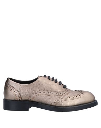 Обувь на шнурках