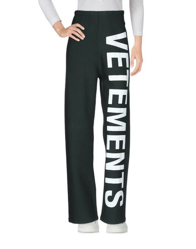 фото Повседневные брюки VETEMENTS