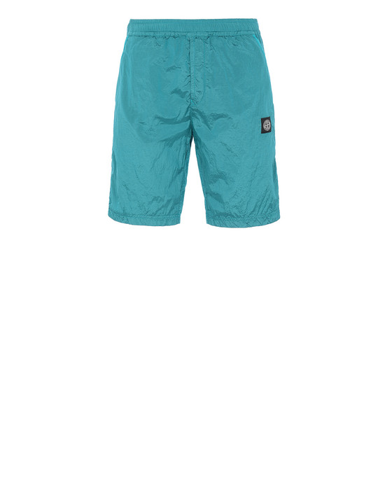 FLEECE BERMUDA SHORTS Man 66736 NYLON METAL RIPSTOP Front STONE ISLAND