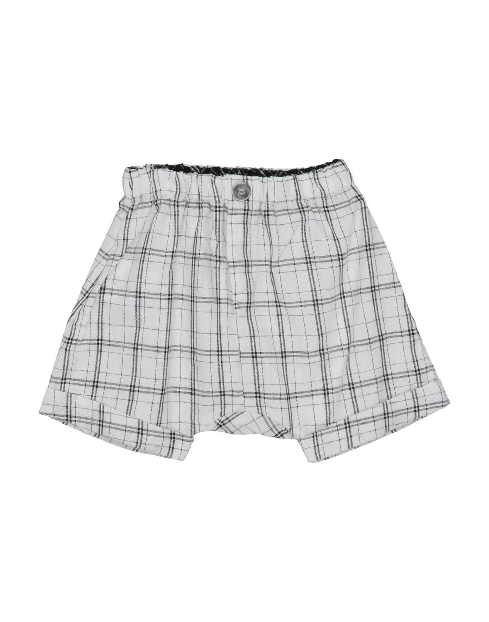 Aletta Kids'  Newborn Boy Shorts & Bermuda Shorts White Size 3 Viscose, Linen