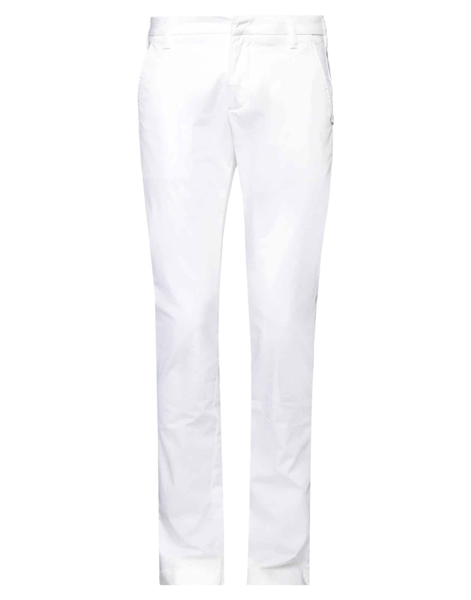 Entre Amis Pants In White