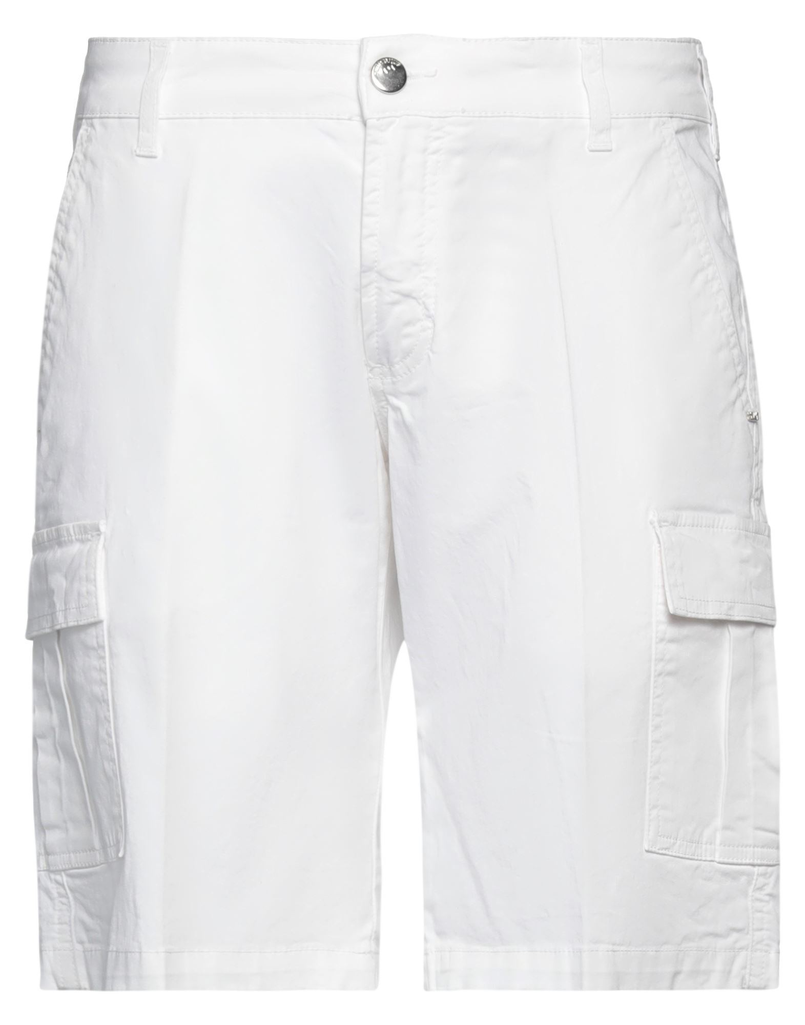 Coroglio By Entre Amis Man Shorts & Bermuda Shorts White Size 34 Linen, Cotton, Elastane
