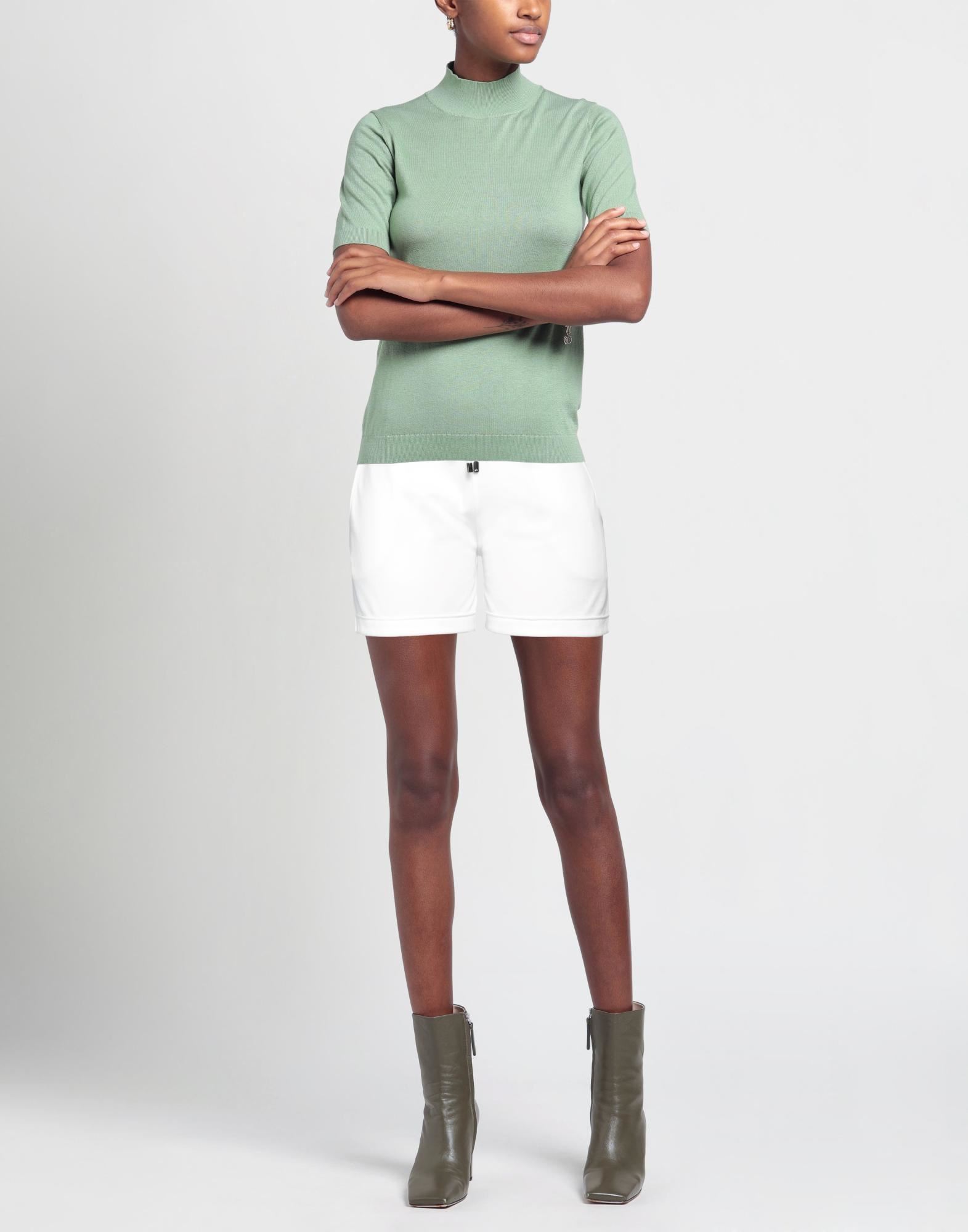  Juvia - Hosen & Röcke - Shorts & Bermudashorts - On Yoox.com 