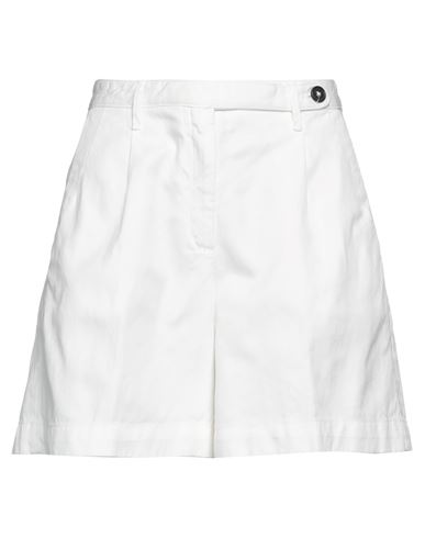 Massimo Alba Woman Shorts & Bermuda Shorts White Size 10 Cotton, Linen