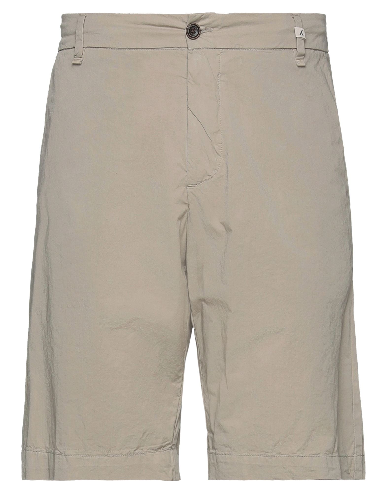 Myths Shorts & Bermuda Shorts In Dove Grey