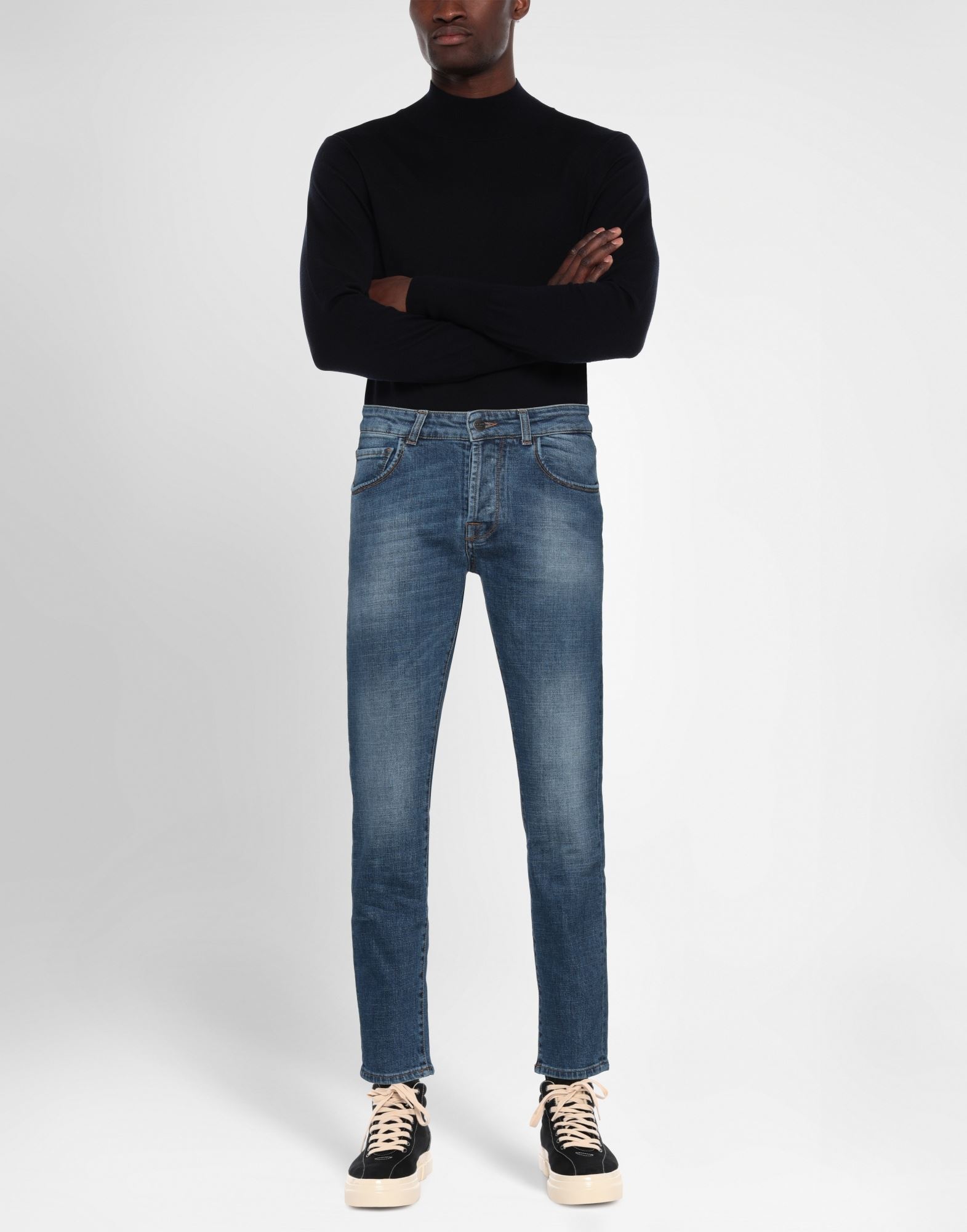  Reign - Hosen & Röcke - Jeanshosen - On Yoox.com 