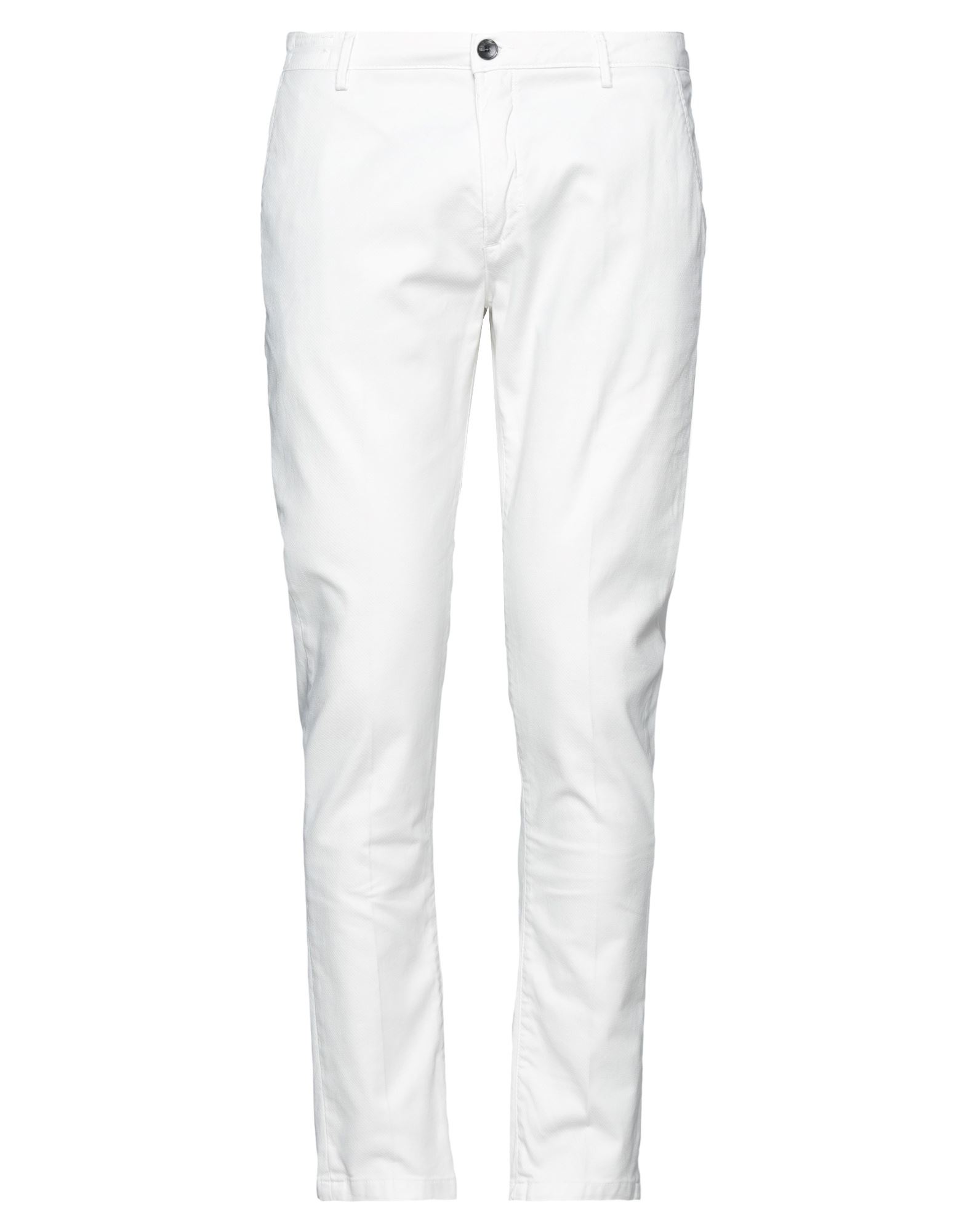 Yan Simmon Pants In White