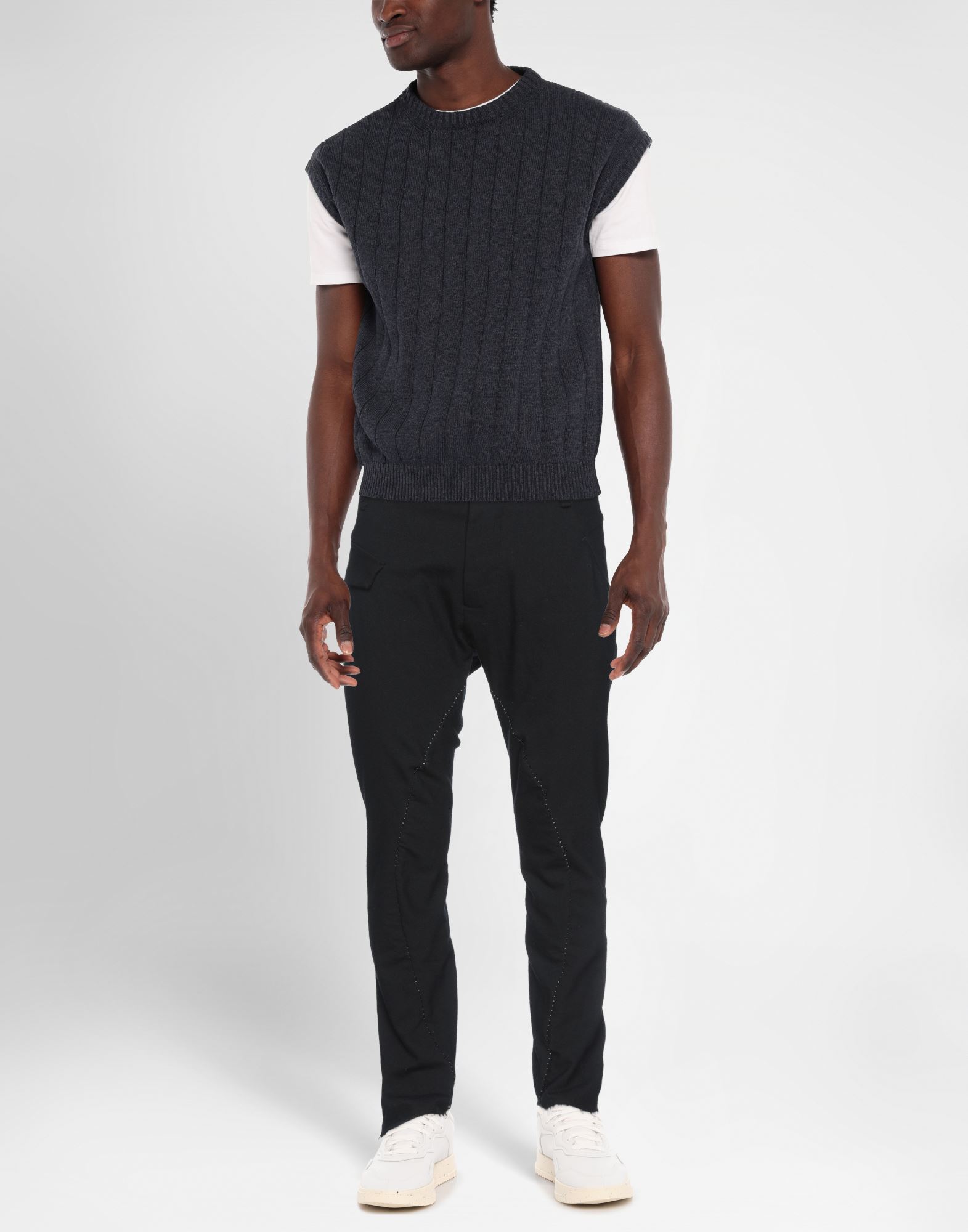  Masnada - Hosen & Röcke - Hosen - On Yoox.com 