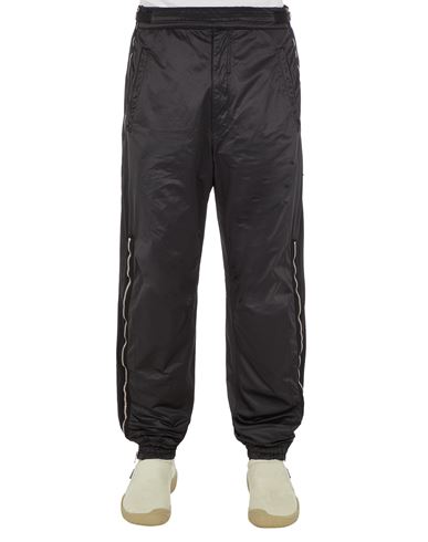 STONE ISLAND SHADOW PROJECT 30328 THERMO ZIP TROUSERS_CHAPTER 2                           
28 SILKY POLY TWILL-TC, GARMENT DYED  PANTALONS Homme Noir EUR 800