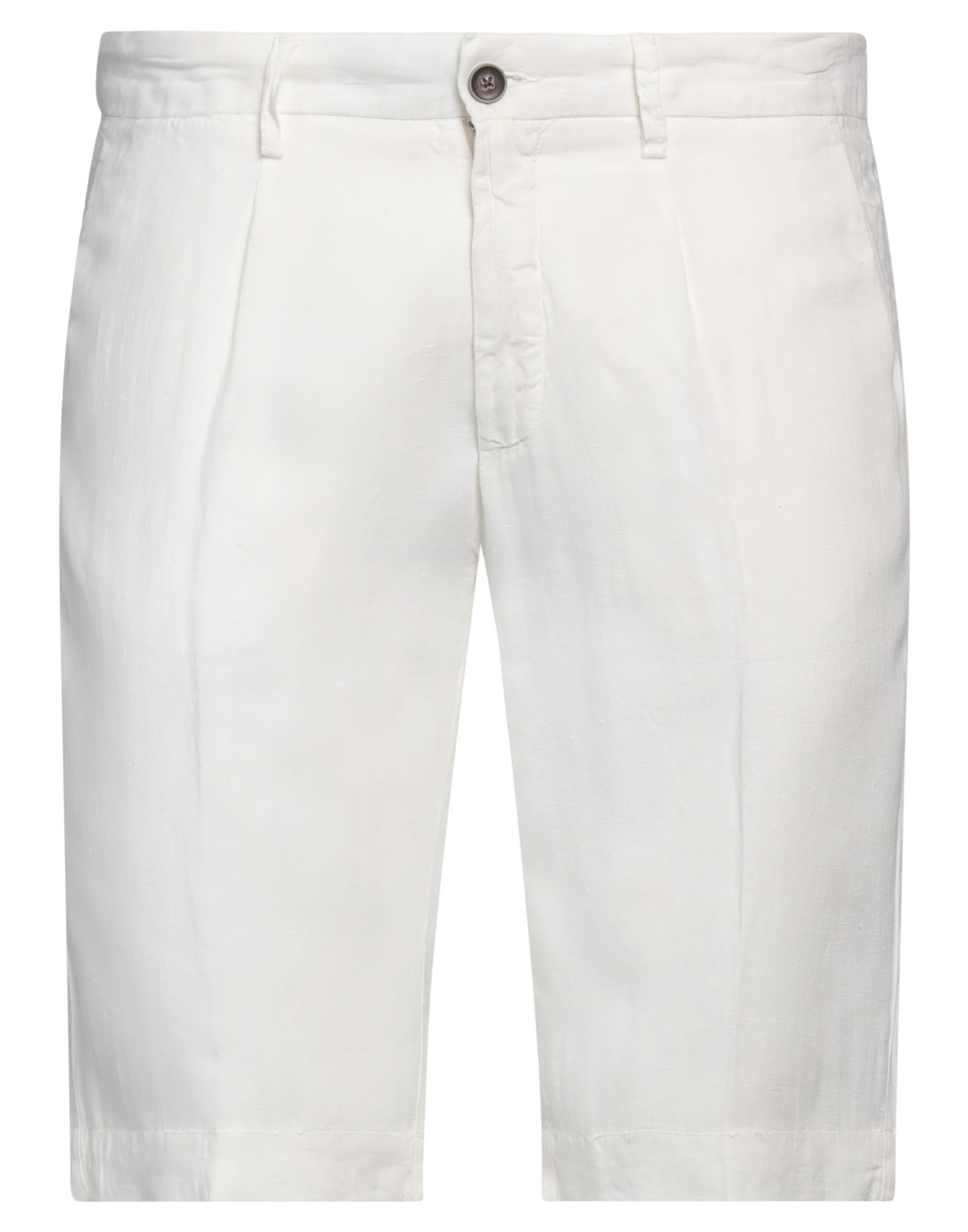 Markup Man Shorts & Bermuda Shorts White Size 28 Linen