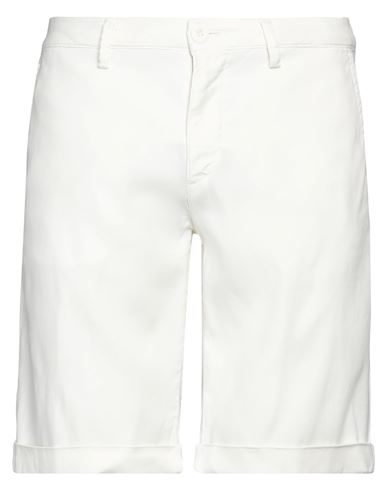 Shop Modfitters Man Shorts & Bermuda Shorts White Size 30 Linen, Cotton, Elastane