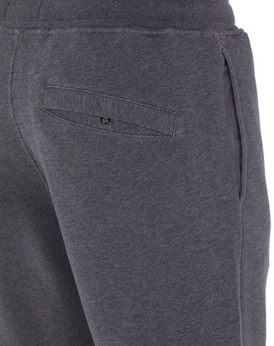 64651 Bermuda Shorts Stone Island Men - Official Online Store