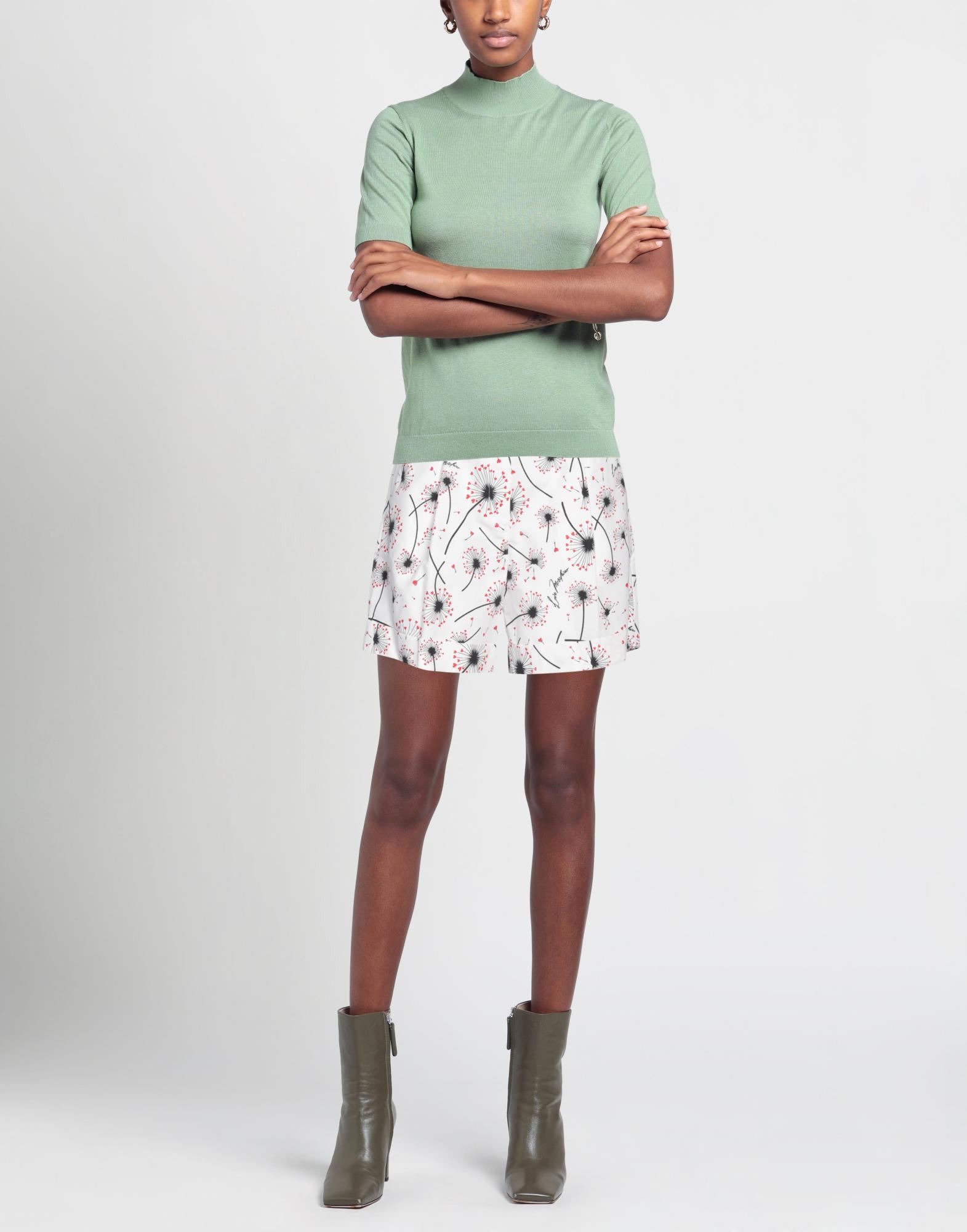  Love Moschino - Hosen & Röcke - Shorts & Bermudashorts - On Yoox.com 