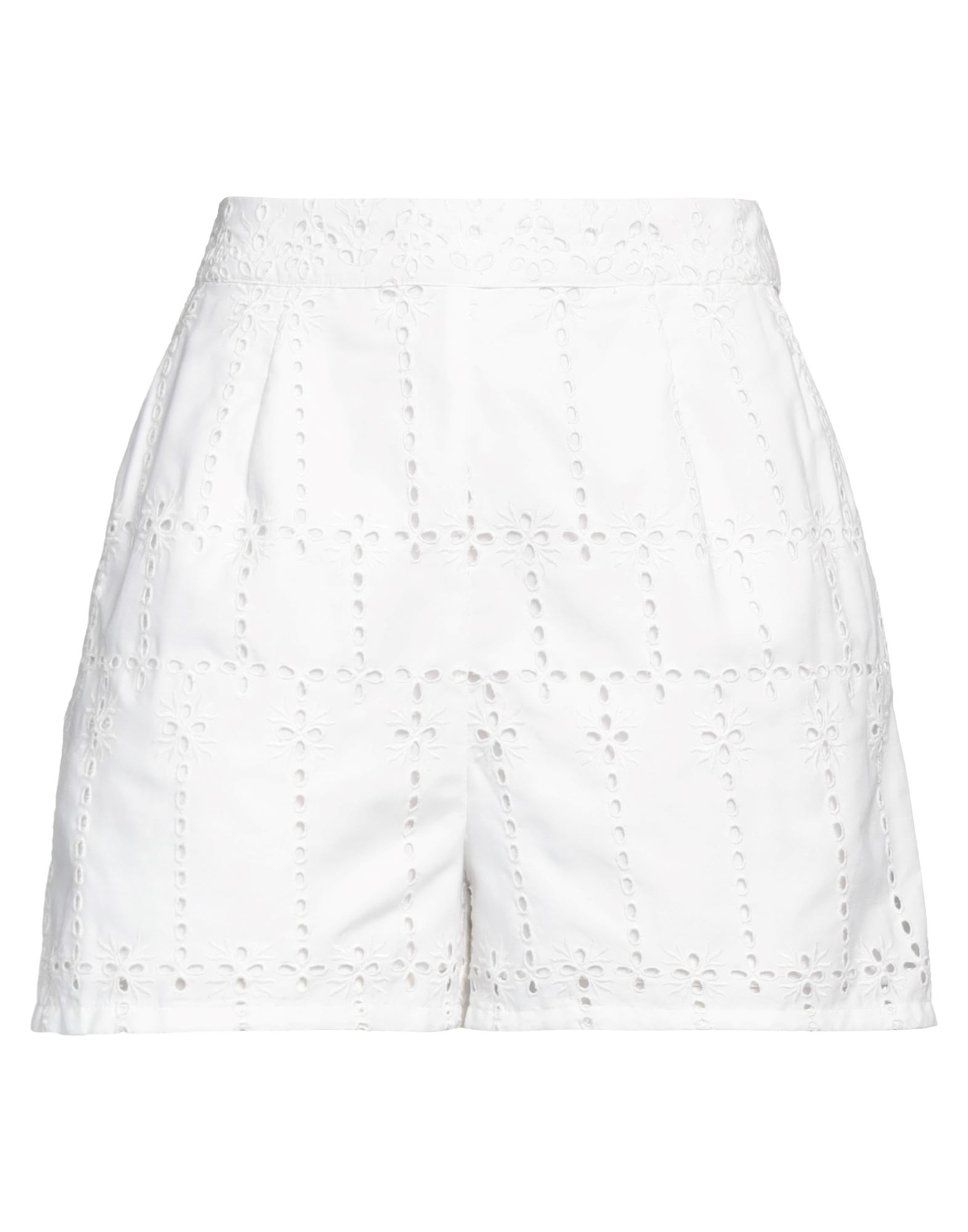 Guess Shorts In White