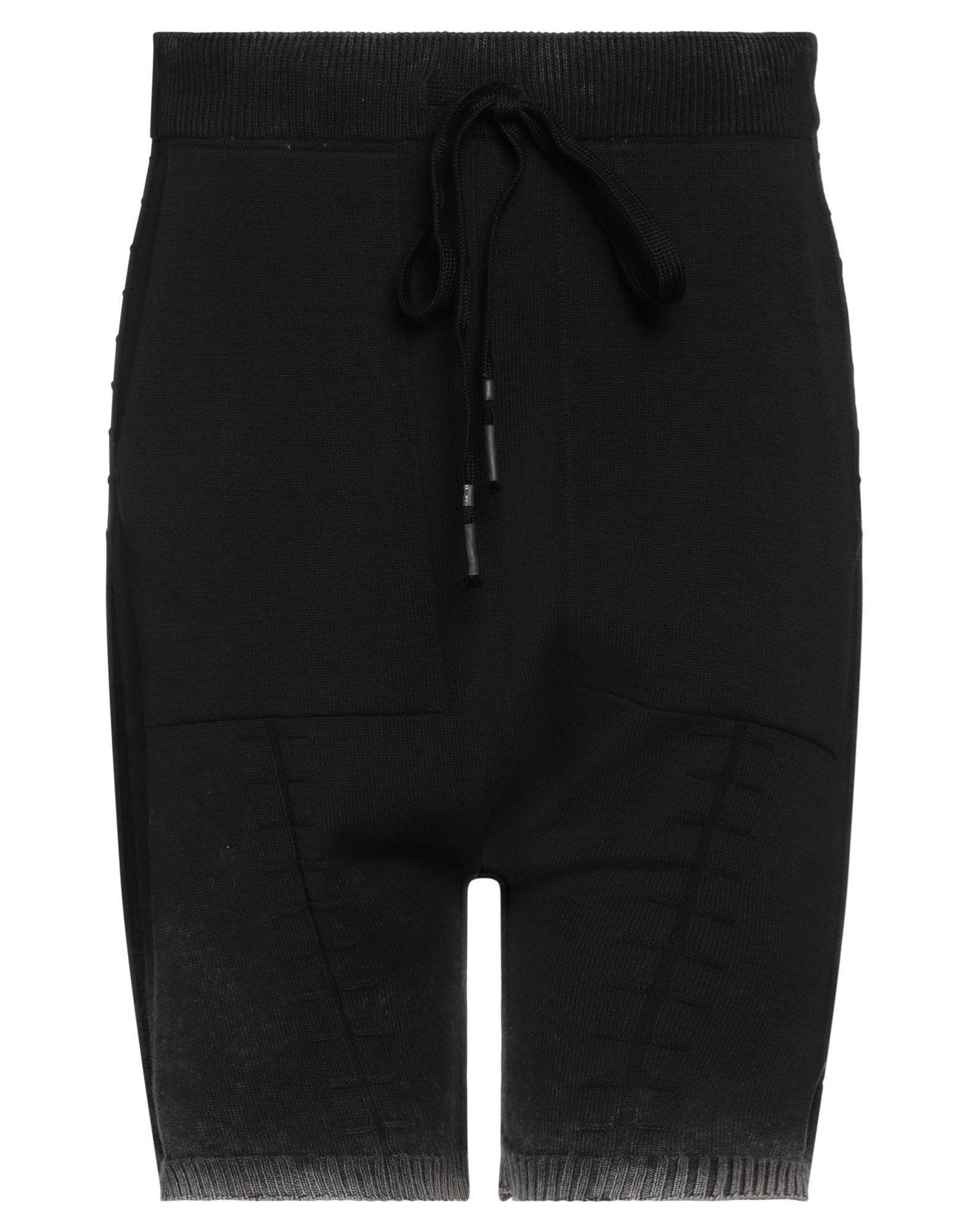 Md 75 Shorts & Bermuda Shorts In Black