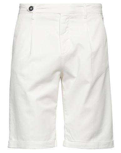Alpha Studio Man Shorts & Bermuda Shorts White Size 32 Cotton, Viscose, Elastane
