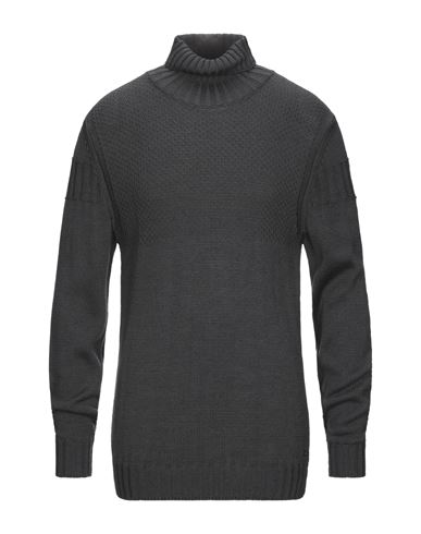 Водолазки MADD 