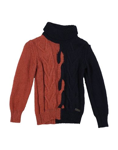 Водолазки MADD 