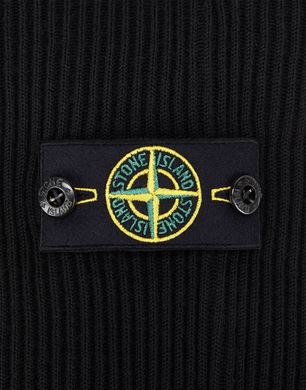 Stone island jumper hot sale with logo on front