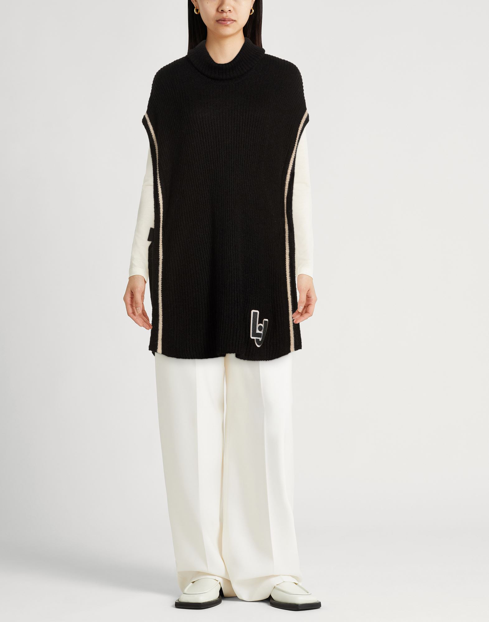  Liu •jo - Jacken & Mäntel - Capes - On Yoox.com 