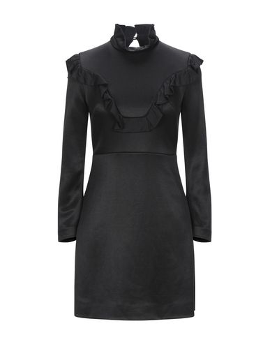 Короткое платье