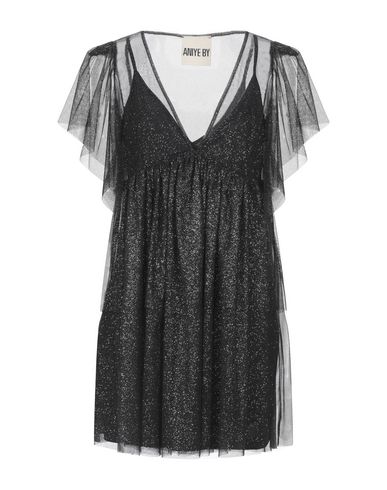 Короткое платье