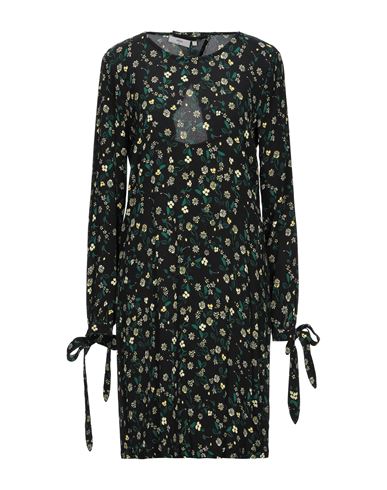 Короткое платье MINIMUM 