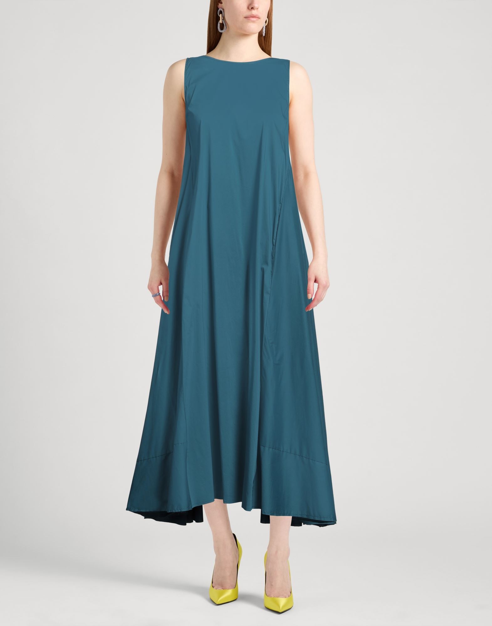  Liviana Conti - Kleider - Maxi-kleider - On Yoox.com 