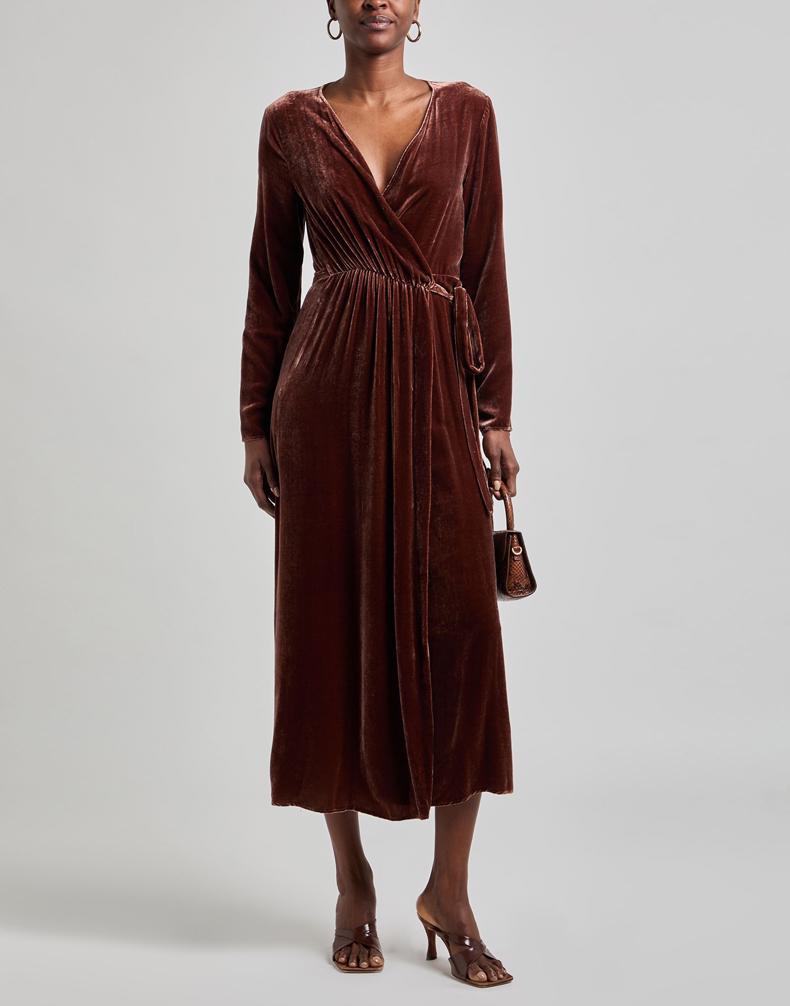  Antonelli - Kleider - Midi-kleider - On Yoox.com 