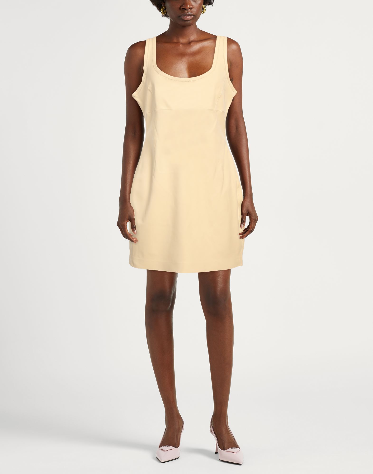  Stand Studio - Robes - Robes Courtes - On Yoox.com 