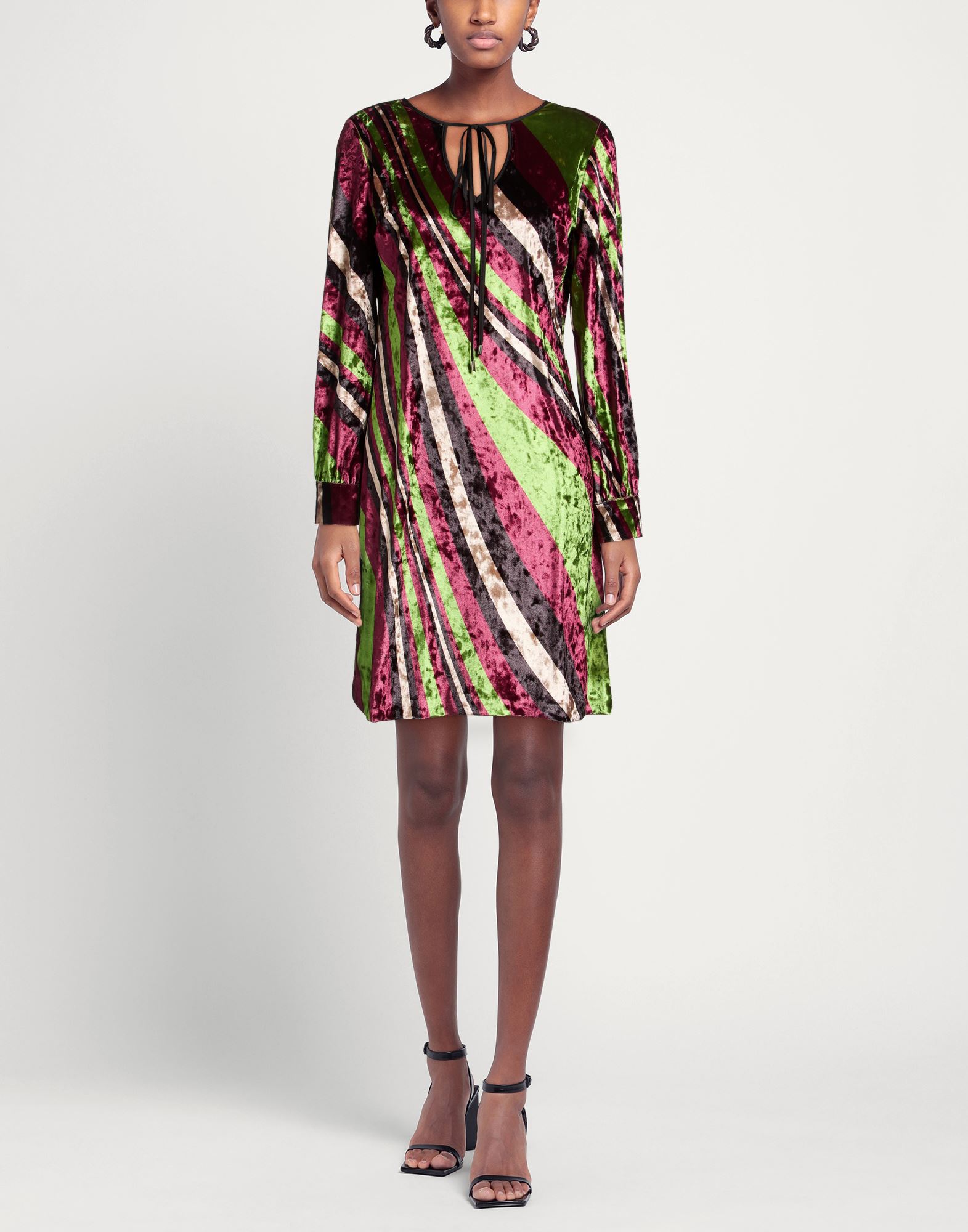  éclà - Kleider - Mini-kleider - On Yoox.com 