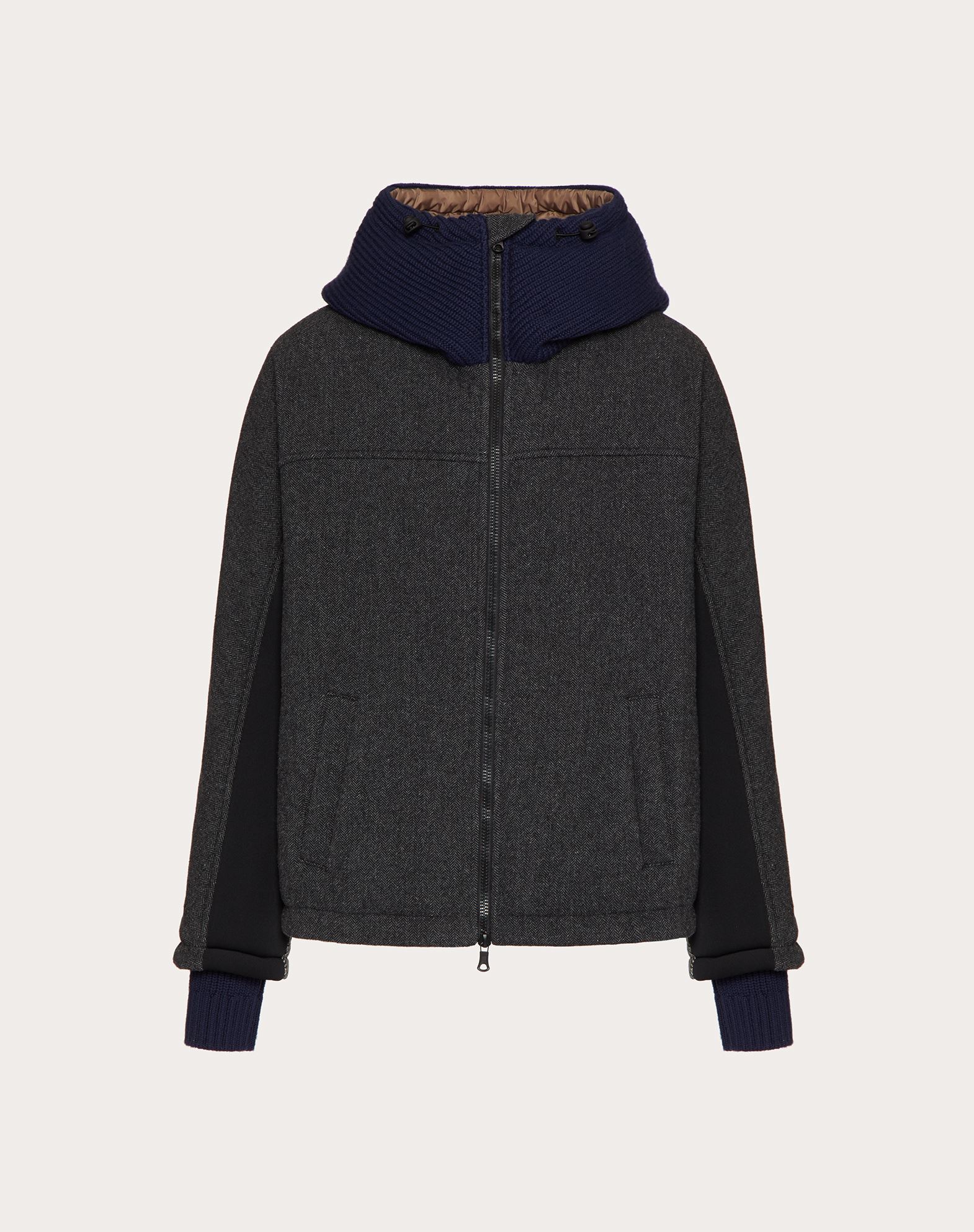 Click to view more detailed imagery on our partner's website Valentino Uomo Caban Aus Stoffmix Herren Grau/mehrfarbig 100% Poliammide 48 In Gray