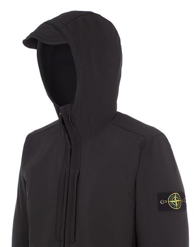 Stone Island Q0122 Soft Shell-R_E.Dye® Technology Recycled Polyester Jacket  Olive Green