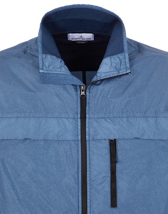 41022 GARMENT DYED CRINKLE REPS R NY 경량 재킷 Stone Island 남자 - Official ...