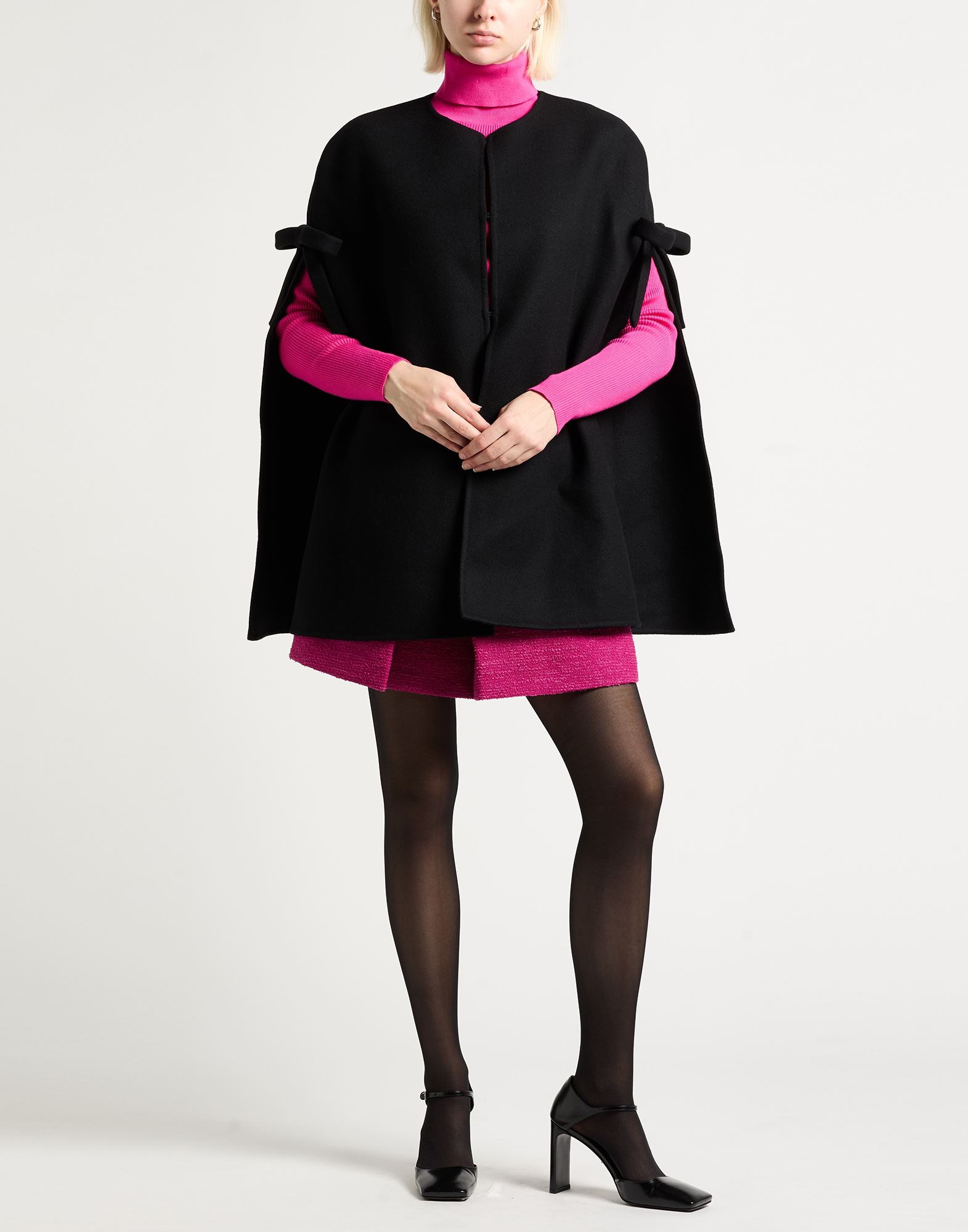  Valentino Garavani - Jacken & Mäntel - Capes - On Yoox.com 