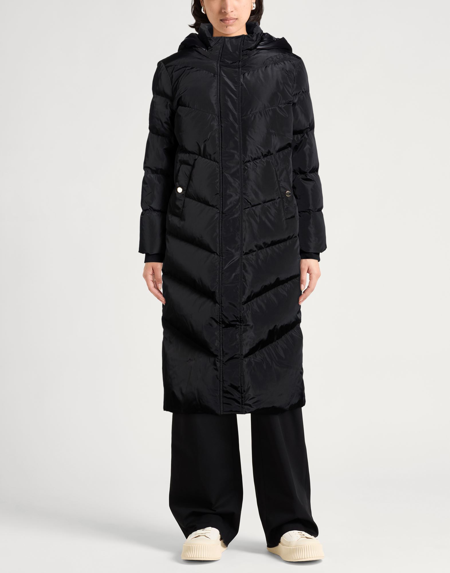  Guess - Jacken & Mäntel - Pufferjacken & Daunenjacken - On Yoox.com 