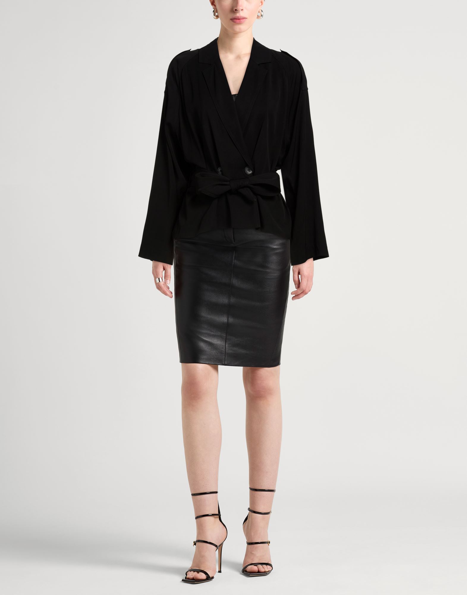  8pm - Trajes Y Conjuntos - Americanas - On Yoox.com 
