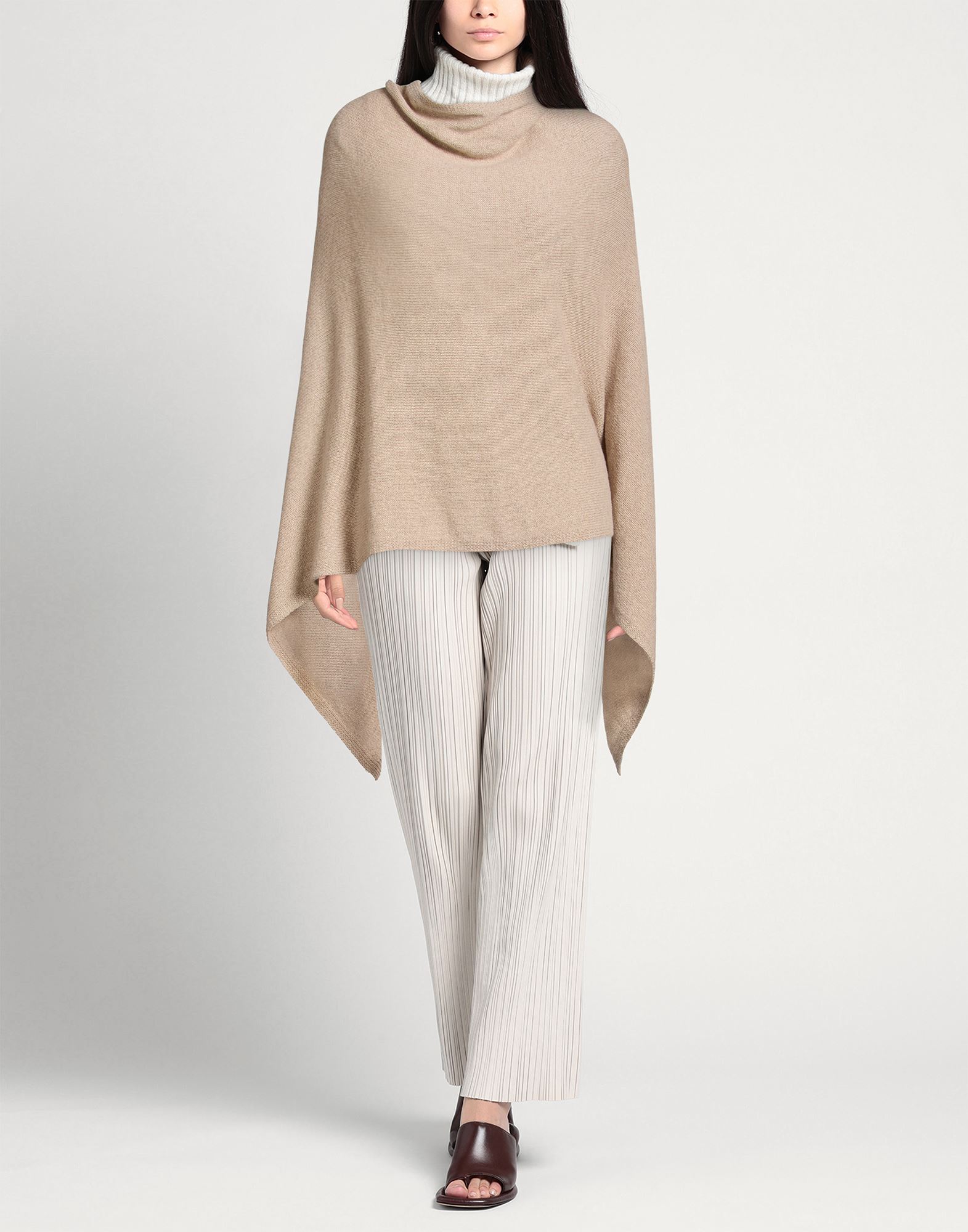  N.o.w. Andrea Rosati Cashmere - Jacken & Mäntel - Capes - On Yoox.com 