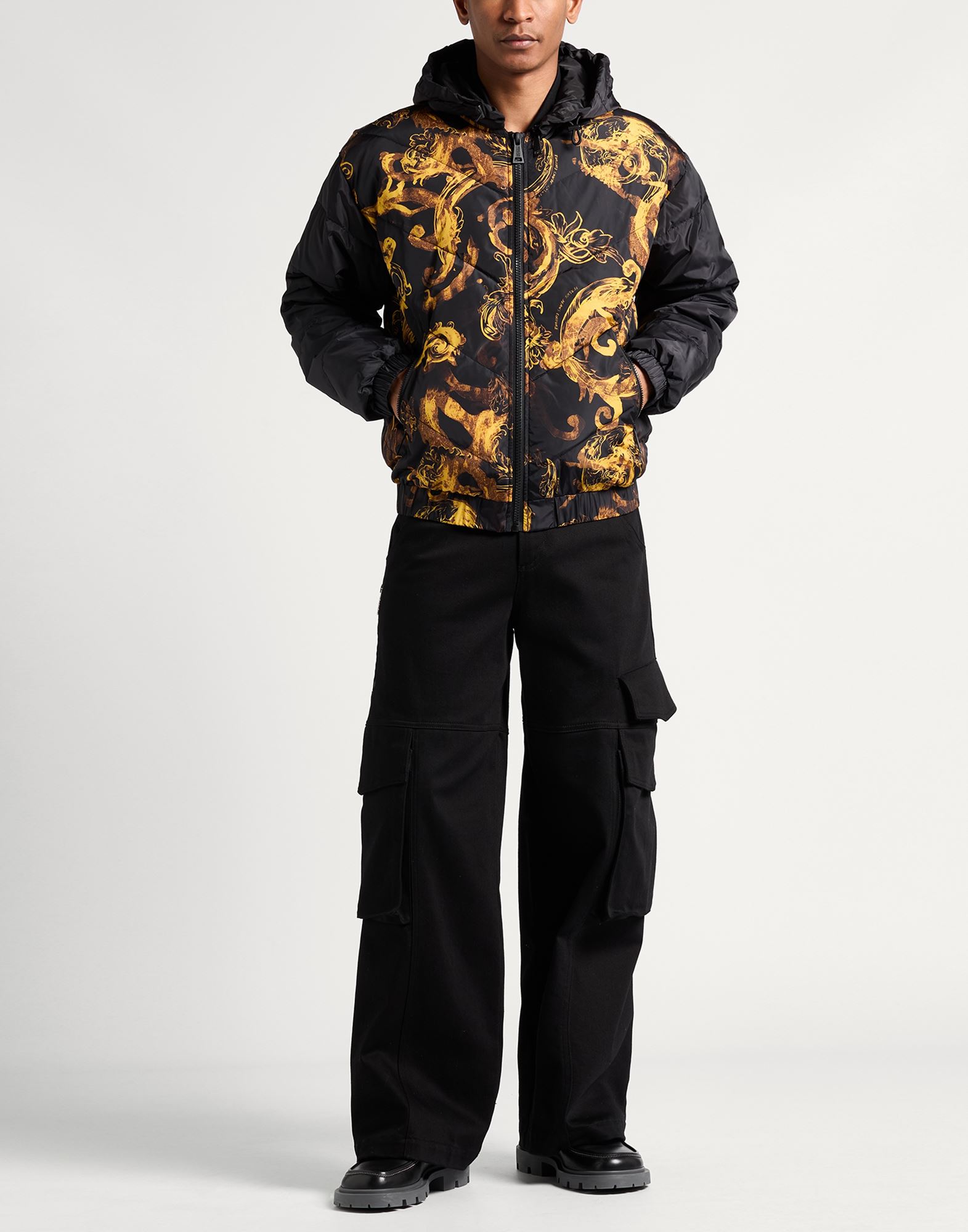  Versace Jeans Couture - Jacken & Mäntel - Pufferjacken & Daunenjacken - On Yoox.com 