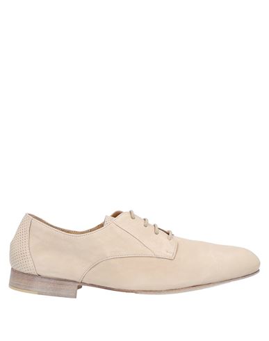 Обувь на шнурках