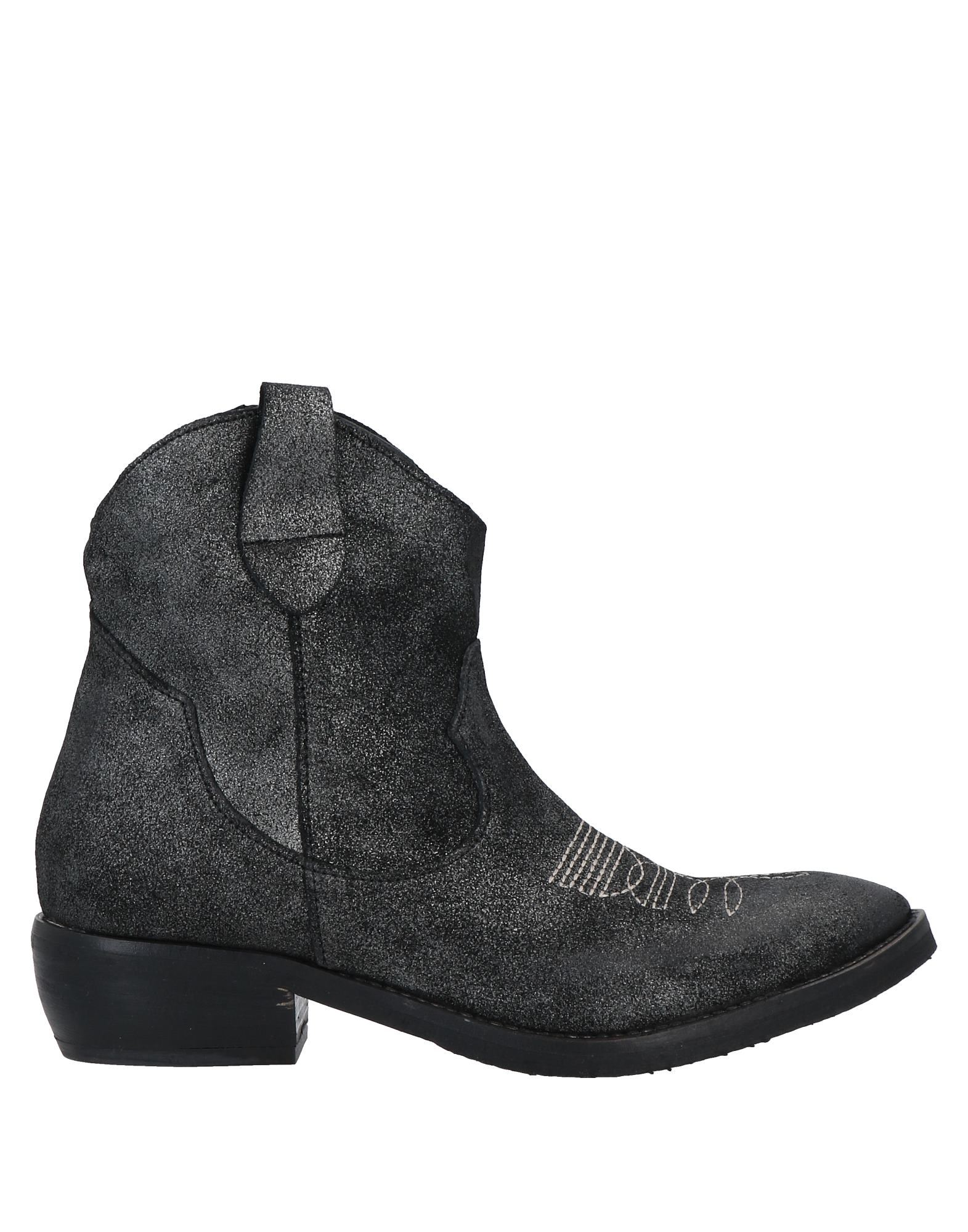 Divine Follie Ankle Boots In Steel Grey