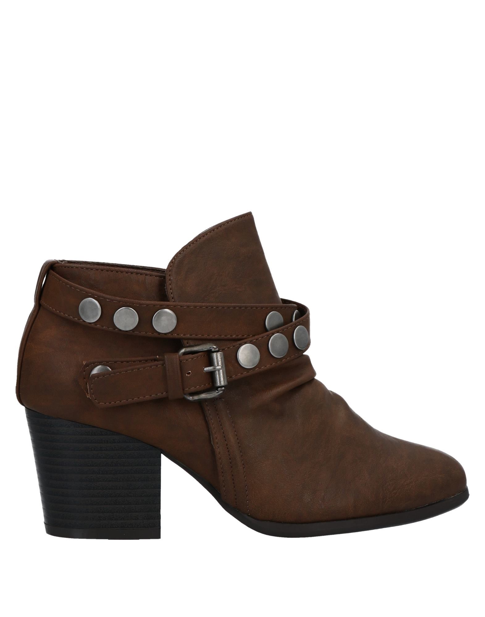 Sexy Woman Ankle Boots In Brown