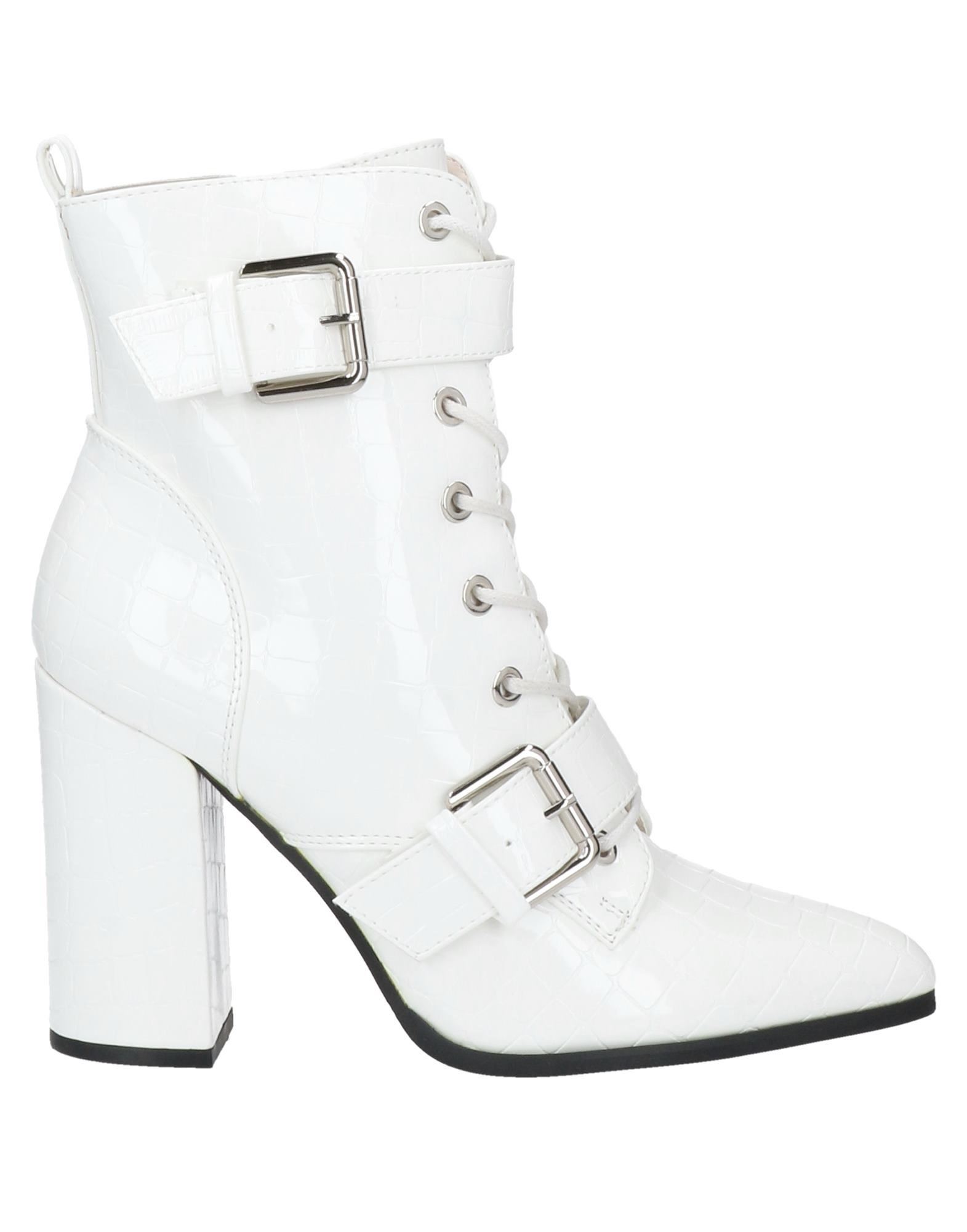 Sexy Woman Ankle Boots In White