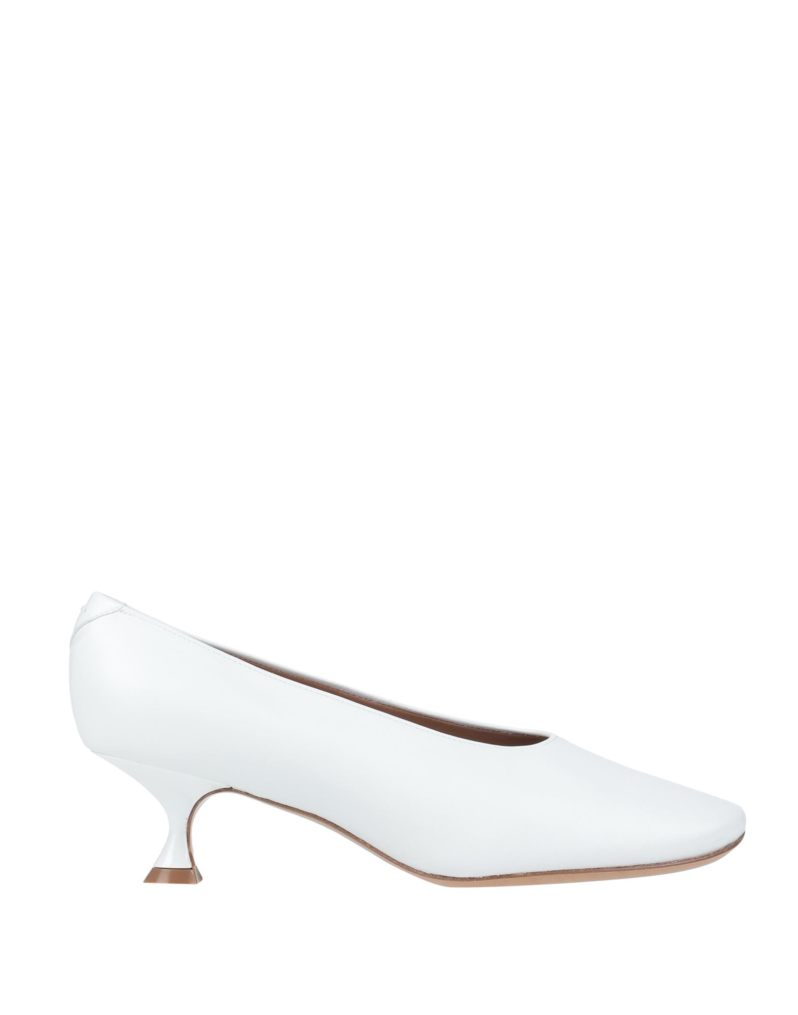 Maison Margiela Pumps In White | ModeSens