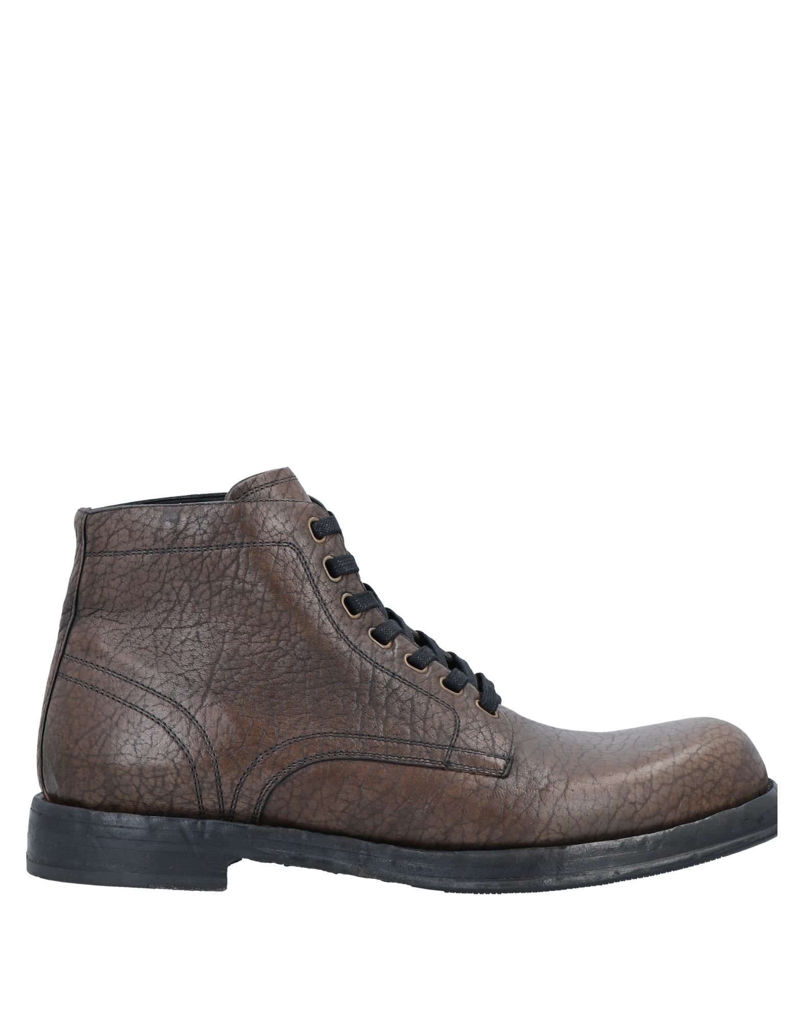 Dolce & Gabbana Ankle Boots In Brown