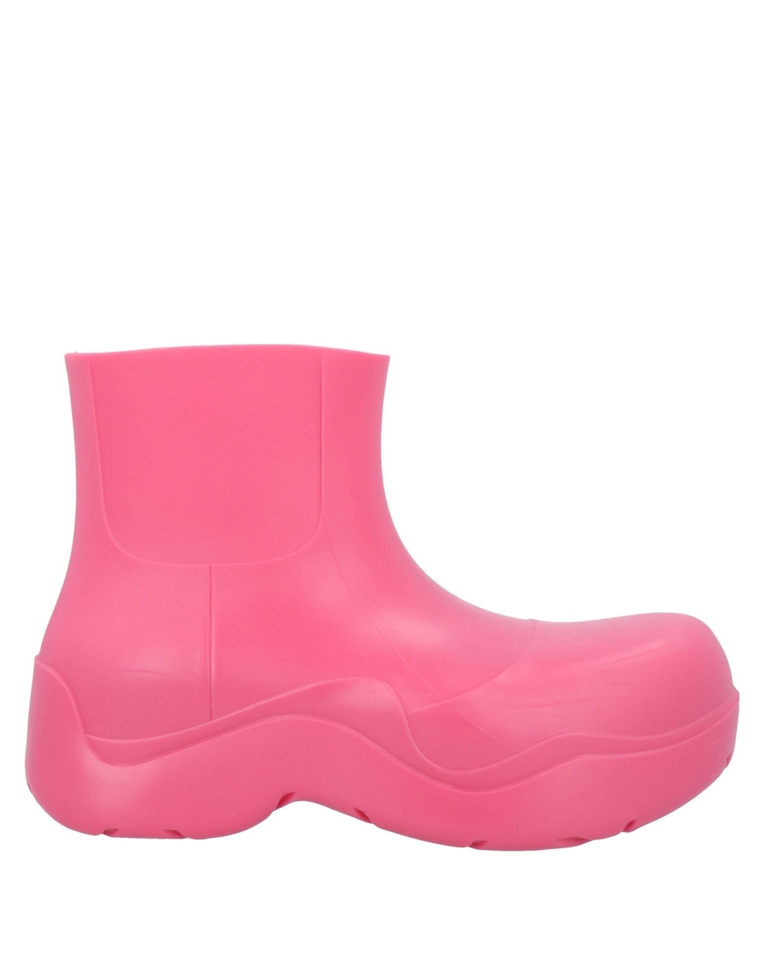 Bottega Veneta Ankle Boots In Fuchsia