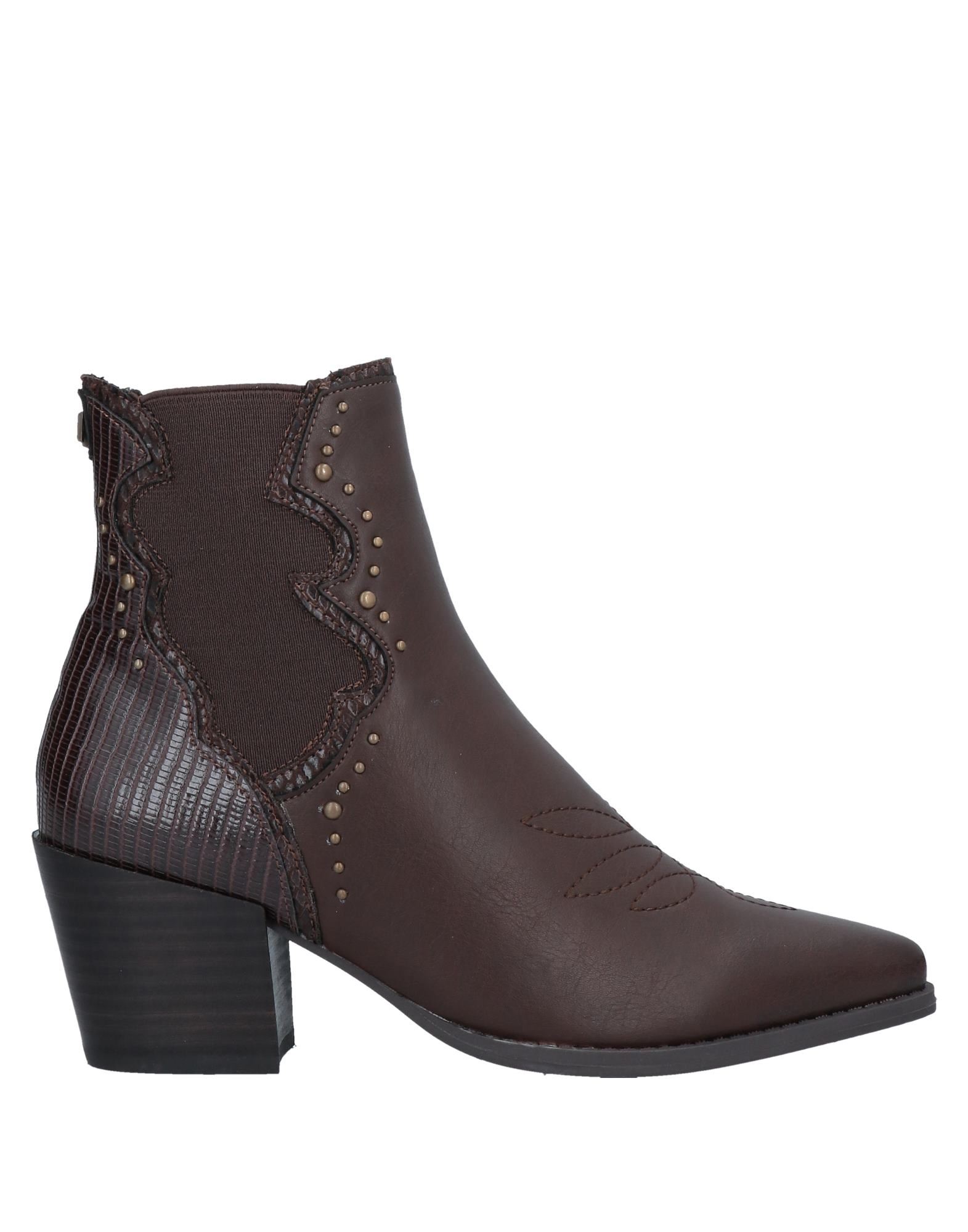 Maria Mare Ankle Boots In Dark Brown