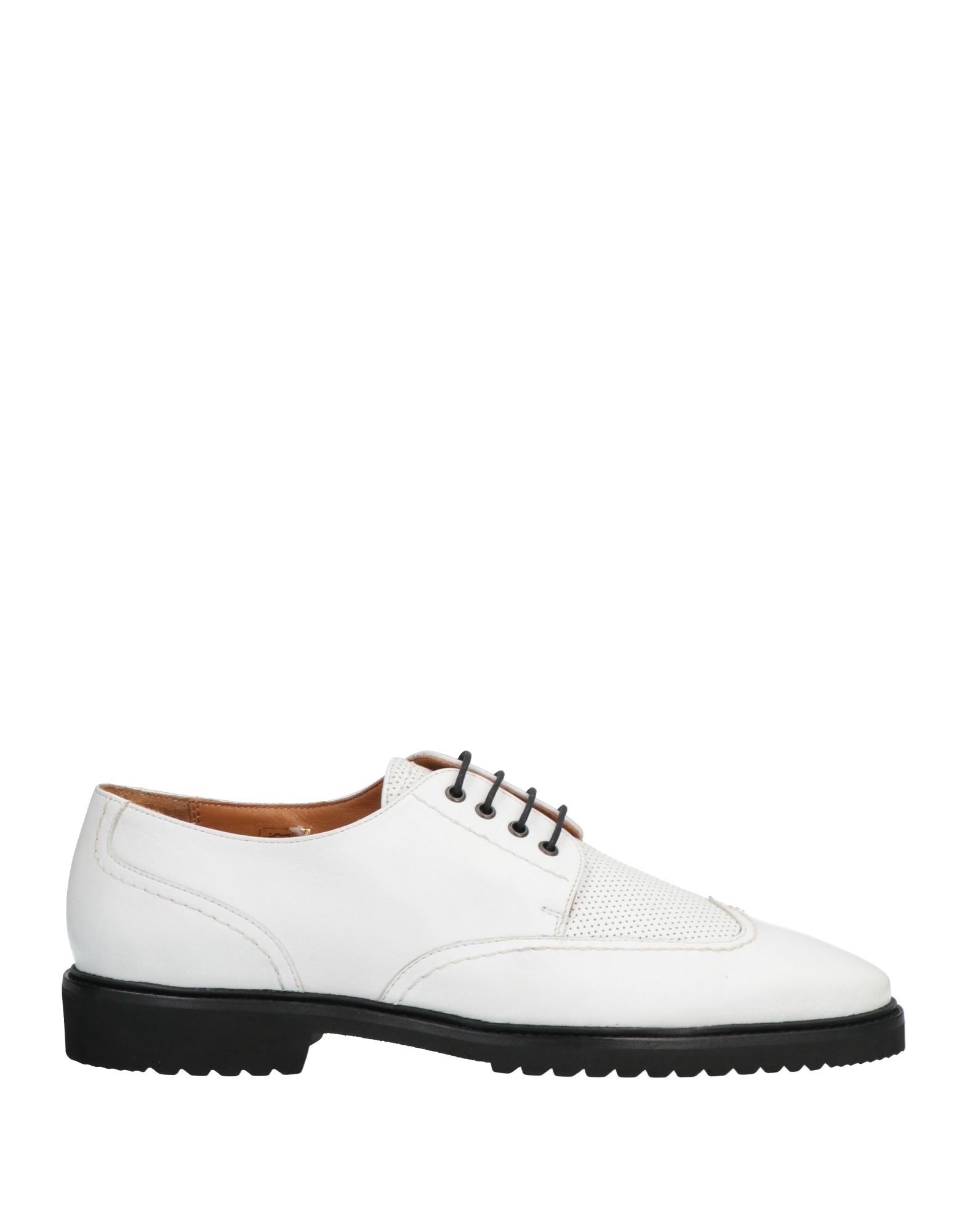 Pakerson Lace-up Shoes In White
